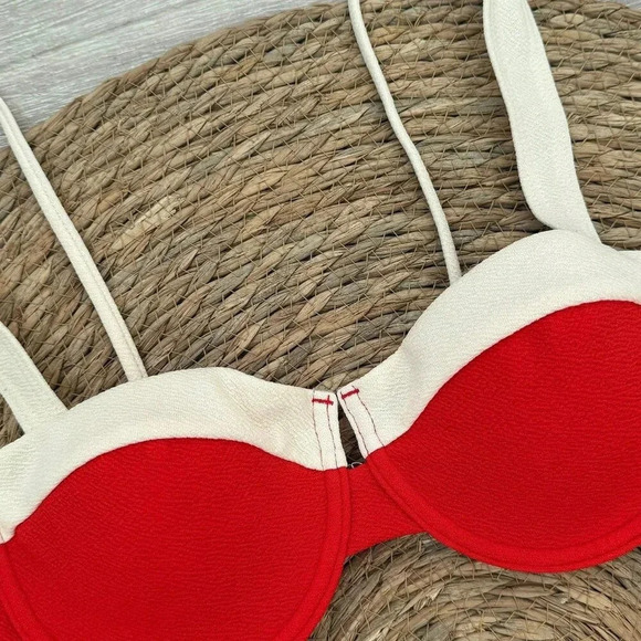 Red Sexy Women's Color Blocking Bikini Swimsuit - Picture 4 of 5
